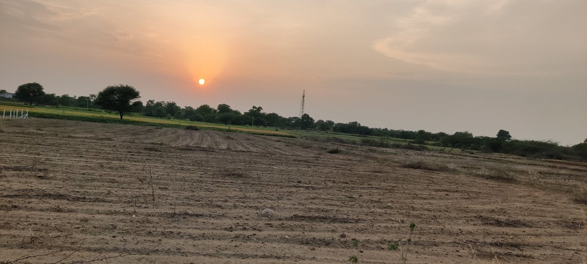 estates_sri's tweet photo. https://t.co/8jQyQlibJp https://t.co/7RYEqSt4Uj