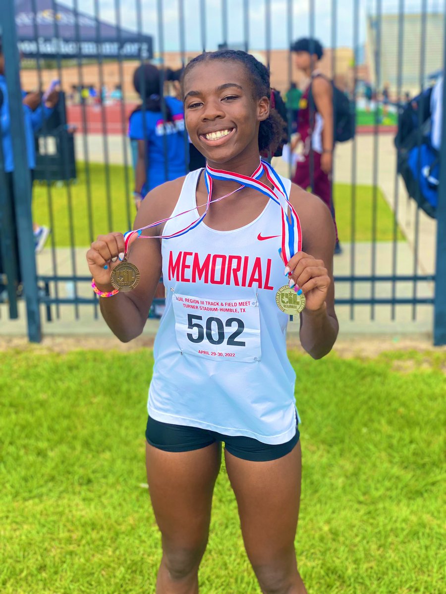 coachhedharris's tweet photo. Indya's post season practice work ethic is literally unmatched. She has had 4 near perfect practices this week w 3 more to go. She comes out w a smile on her face everyday. Can't wait to see the marks she hits on Sat. It can't get here fast enough!#memorialjumpcrew #stateedition https://t.co/nMTj5ygrwr