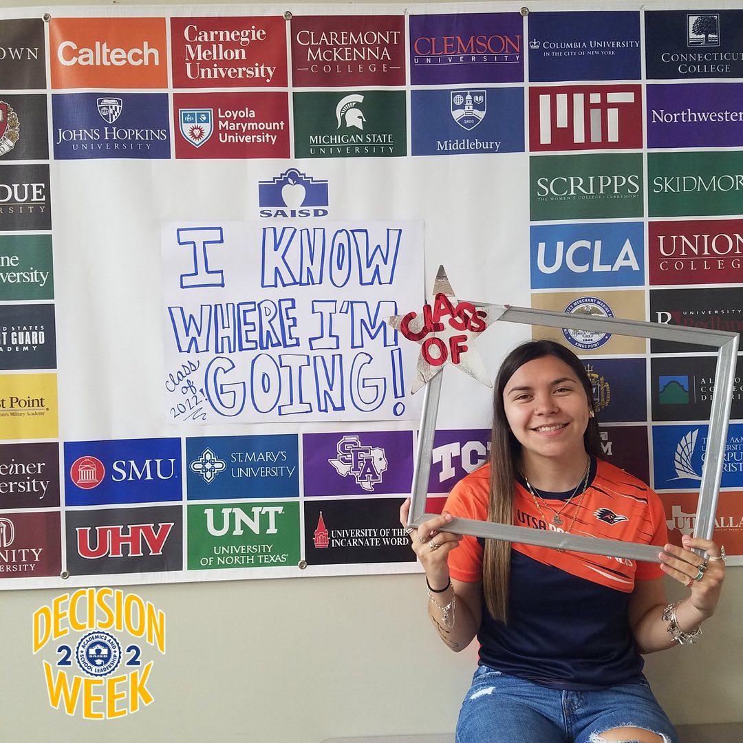 SAISD's tweet photo. It’s Decision Week! This week, we've been celebrating all of our graduating seniors and their chosen schools!  @SAISDthePost 

¡Esta semana hemos estado celebrando a todos nuestros estudiantes que están por graduarse y las escuelas que escogieron! https://t.co/JdyjgsY0iG