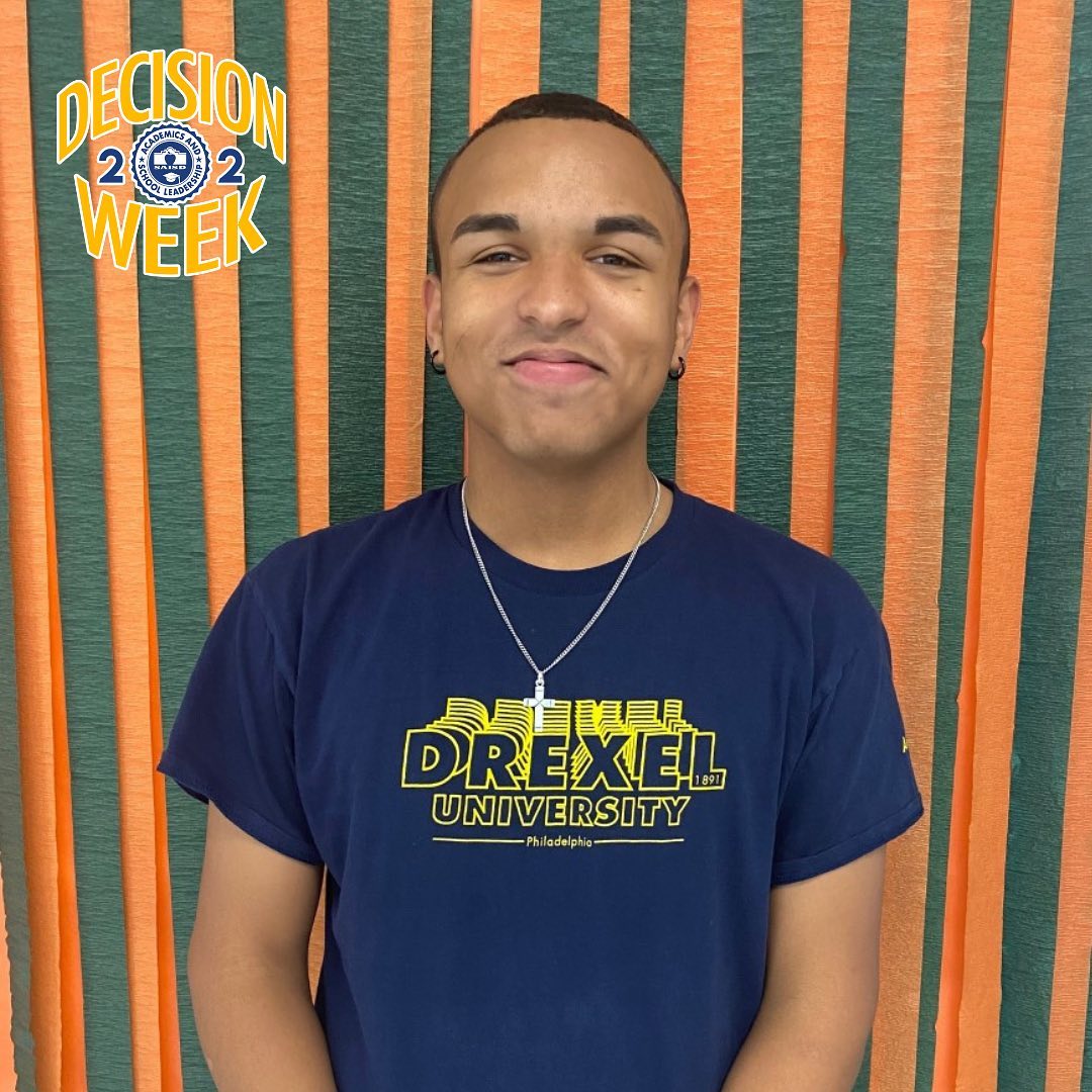 SAISD's tweet photo. It’s Decision Week! This week, we've been celebrating all of our graduating seniors and their chosen schools!  @SAISDthePost 

¡Esta semana hemos estado celebrando a todos nuestros estudiantes que están por graduarse y las escuelas que escogieron! https://t.co/JdyjgsY0iG