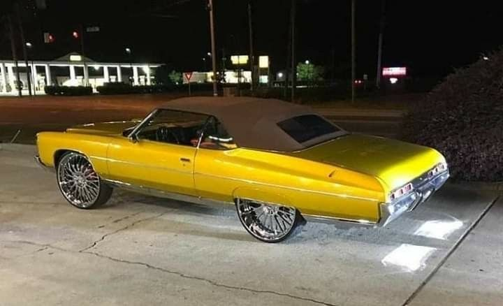 kosmovie1's tweet photo. ππ₯π₯π₯π₯π―
#KingoftheStreetMovie in development! #donks #racing #Movieintheworks #miamibeach #miami #chevy #actor #DirectorImaniShakur #ISEntGroup #director #producer #productioncompany #donklife #donkculture #streetracing #performance #motorsports #chevelle #montec https://t.co/oRv0mbOIq8
