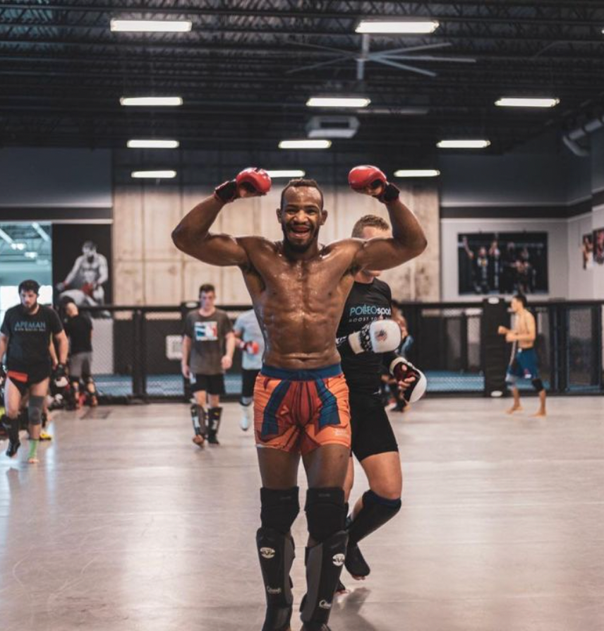 KPsupplements's tweet photo. It's time to get that #fridayfocus and push through to the weekend! 

What are you doing today to build that championship mindset? 💪 https://t.co/xdU89L39Y0