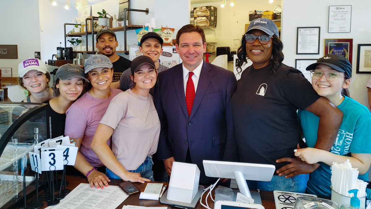 Ron DeSantis tweet media