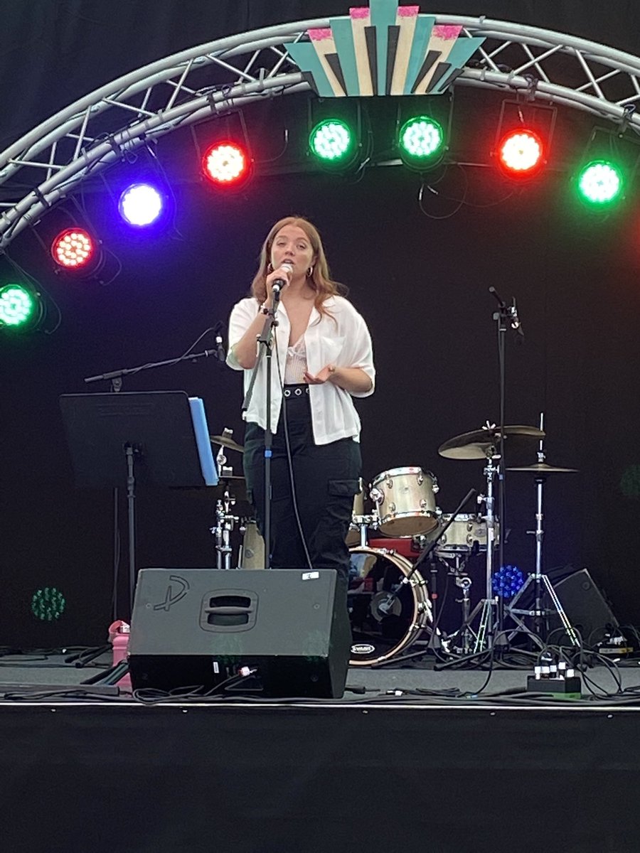 SVSMusicDept's tweet photo. Great to share that @cheltfestivals #CheltJazzFest last weekend featured past SVS student @GaffneyMaisie on fine singing form &amp; a current Year 9 SVS drummer driving and energising @glos_music youth jazz ensemble GYJA. #LiveMusic #Culture #MusicMaking https://t.co/gMYkEzNpBd