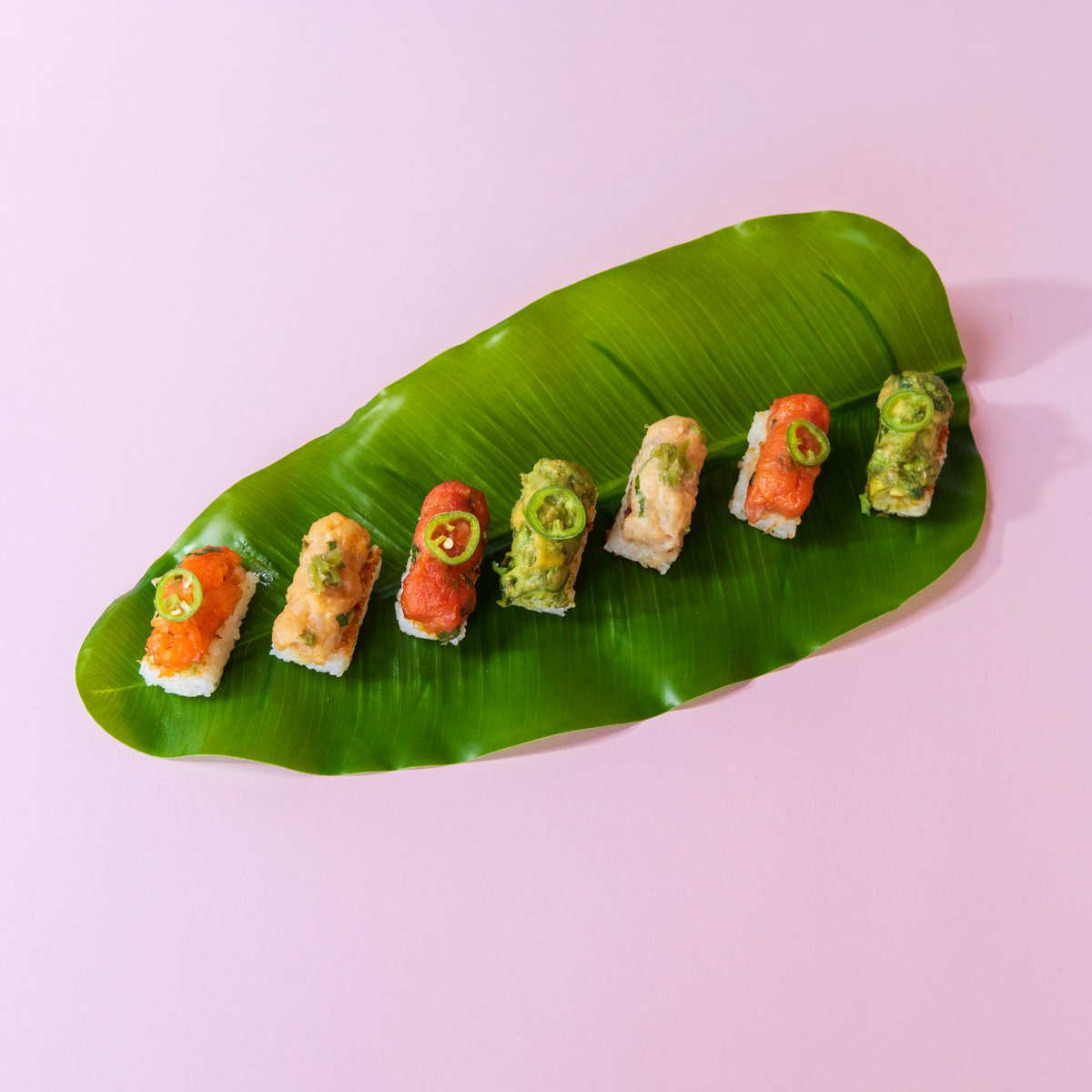 KrispyRicesbe's tweet photo. Did we get you to stop scrolling with this serious sushi inspo?? Tell us your go-to sushi order!👇 #KrispyRice https://t.co/9ZvsYFQ6R7
