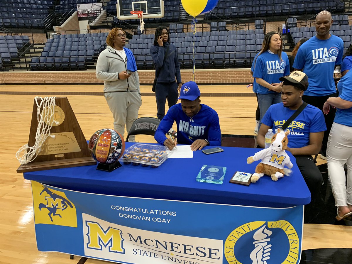 TviewBasketball's tweet photo. Your Wolves had a great time at our Signing Celebration with Family & Friends π₯³
CONGRATS π π π
@Ch3ndalll
@UTAMavsMBB
@OdayDonovan @McNeeseMBB
@jw1five
@MSUTexasMBB https://t.co/iPjk3eOh6f