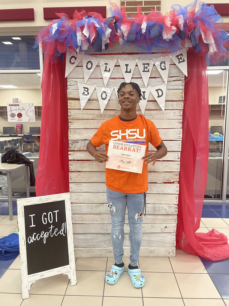 DHSCollegeBound's tweet photo. College Acceptance Day! https://t.co/c9D1Eh92Ry