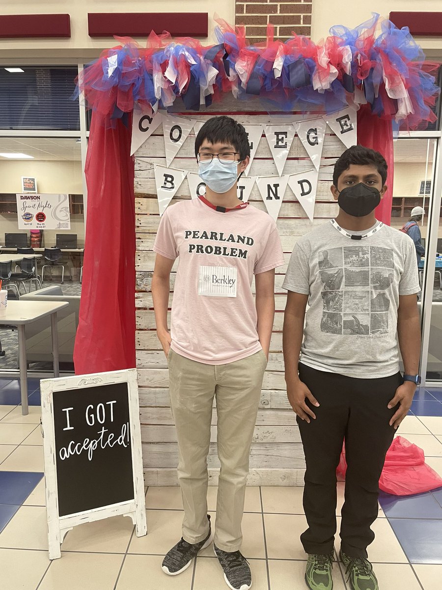 DHSCollegeBound's tweet photo. College Acceptance Day! https://t.co/iDsZ2BjleU
