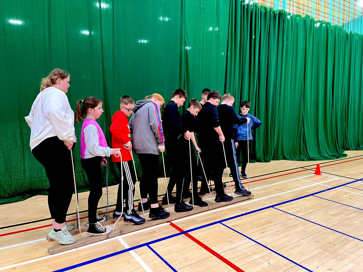NA_ASCPO's tweet photo. #NAInclusion 💛🖤
Another great day @InverclydeNSTC with @GarnockCampus pupils getting the chance to experience new activities.
🟡Archery
⚫️Handball
🟡Team Building
Thanks again to the coaching team 👏🏻
#Opportunities #PersonalApproach
@NAActiveSchools @audreynolan @RhonaEA https://t.co/v1CSaakfbo