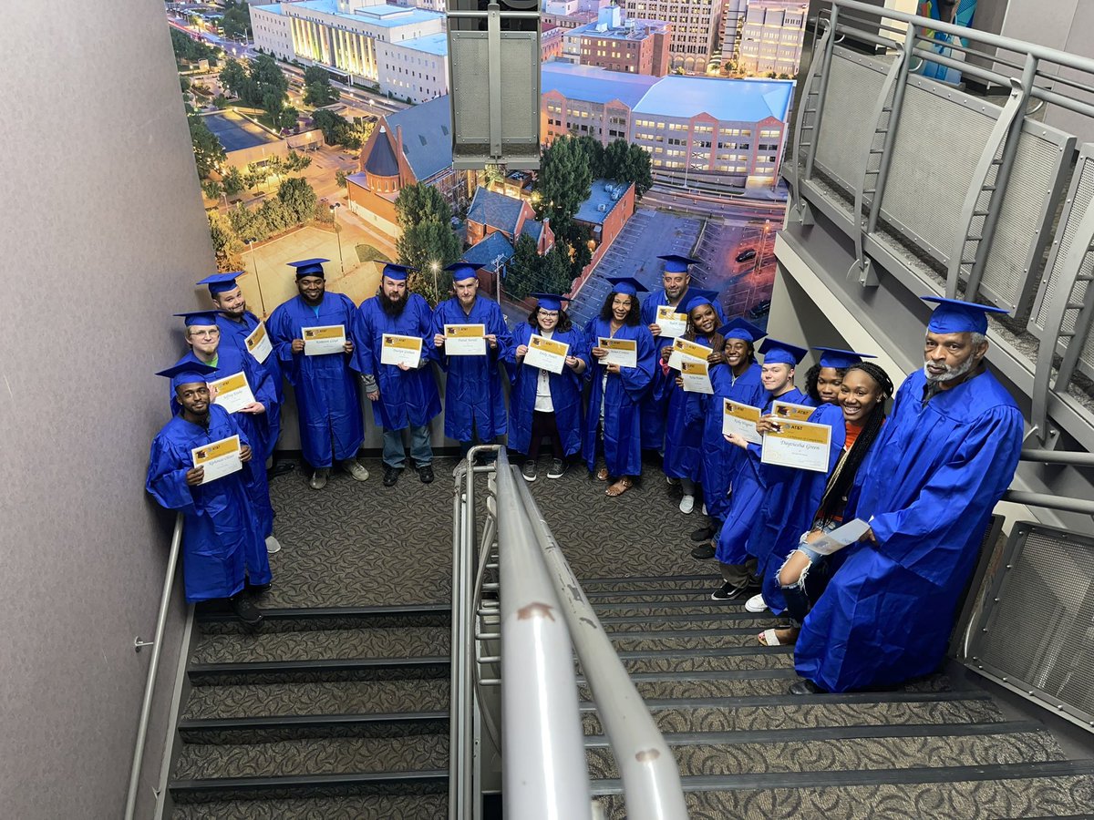 <a href="/BartonTonyLeb/">Tony Barton</a> <a href="/mickeyB_/">Mickey Brown</a> <a href="/OKC_CC_Quail/">OKC Quail Thunder</a> Happy Grad Day NH Class!!!