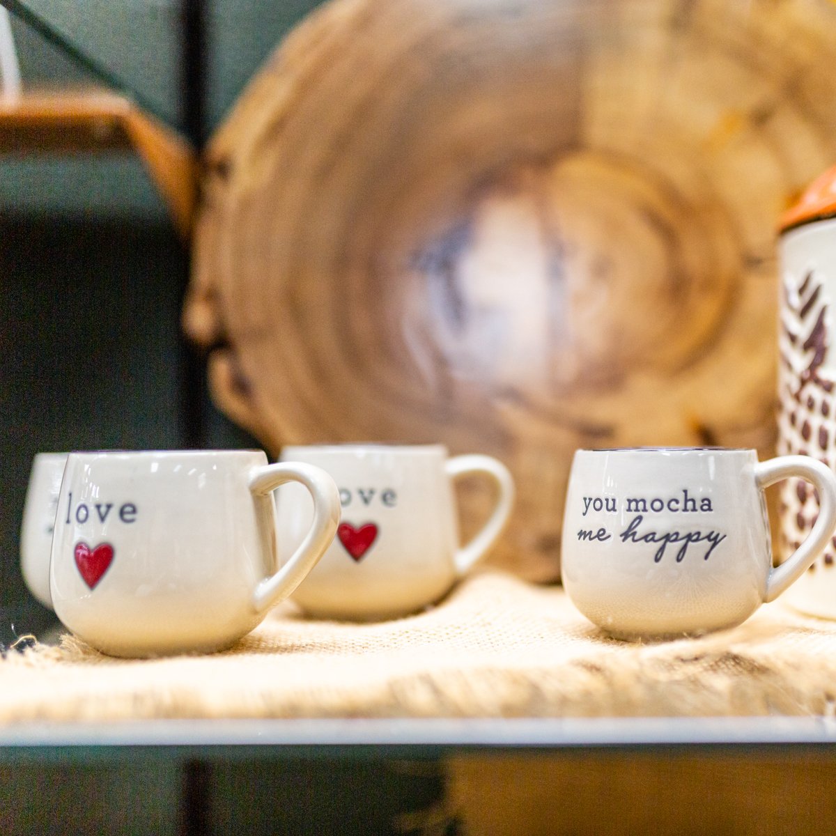 Nothing says  "I love you, Mom" like one of our heartfelt coffee mugs! ☕❤️