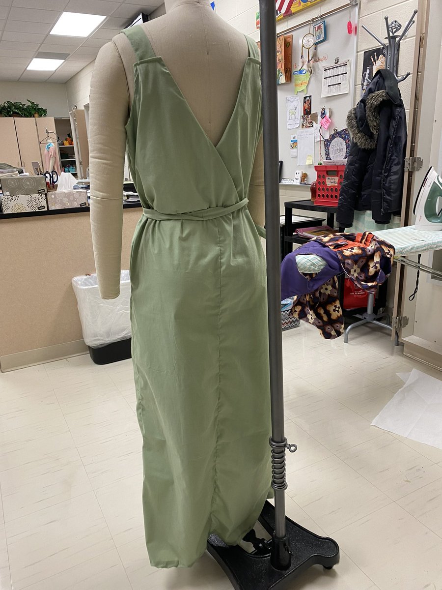 CteMchs's tweet photo. @TheRealMrsZiel clothing kids are ready for Mother’s Day. Kailey Heyduk made her mom an amazing outfit. Shhh 🤫🤫🤫 @MCHSDistrict111 @BryanZwemke #mchsproud https://t.co/0e3ETXNdxI