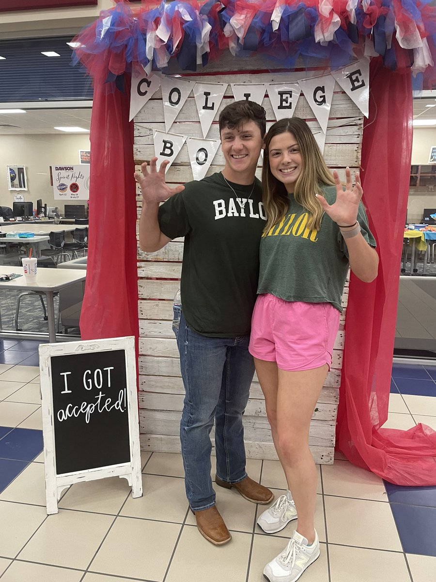DHSCollegeBound's tweet photo. College Acceptance Day! https://t.co/srl3a1YJq6