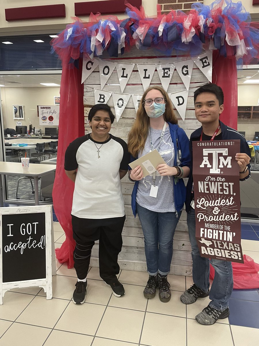 DHSCollegeBound's tweet photo. College Acceptance Day! https://t.co/14pKyxHJmc