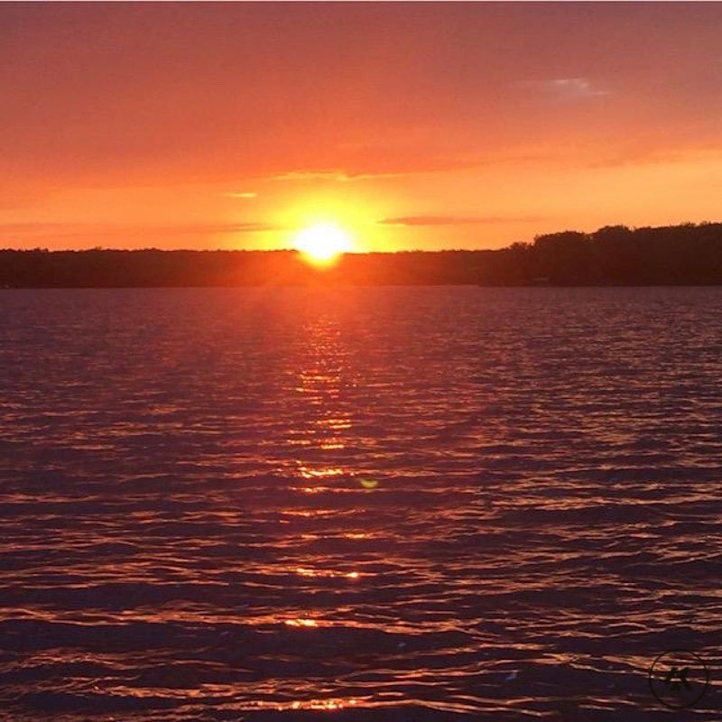 AlketKulla's tweet photo. J U S T   L I S T E D  !! 

📍1744 Poplar Point Rd, Selwyn, On 

Looking for a Cottage or Waterfront home! This could be yours ! 

✔️ Chemong lake Cottage / Home
✔️ 3 bedrooms | 3 baths | 1 car garage 
✔️ Over 1700 Sqf of Living space https://t.co/nX8bnWIgar
