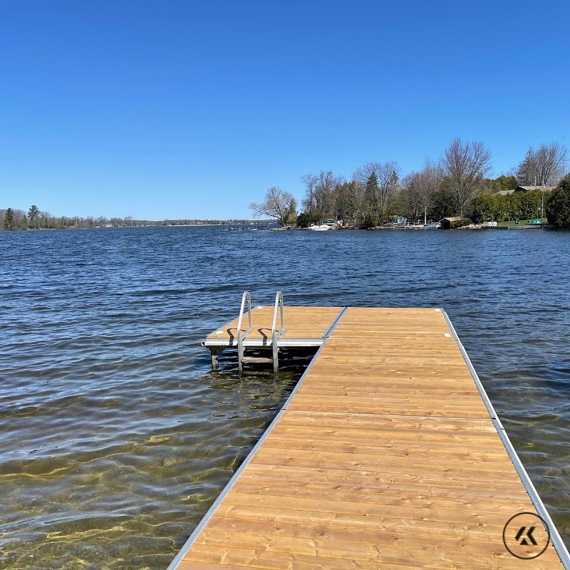 AlketKulla's tweet photo. J U S T   L I S T E D  !! 

📍1744 Poplar Point Rd, Selwyn, On 

Looking for a Cottage or Waterfront home! This could be yours ! 

✔️ Chemong lake Cottage / Home
✔️ 3 bedrooms | 3 baths | 1 car garage 
✔️ Over 1700 Sqf of Living space https://t.co/nX8bnWIgar