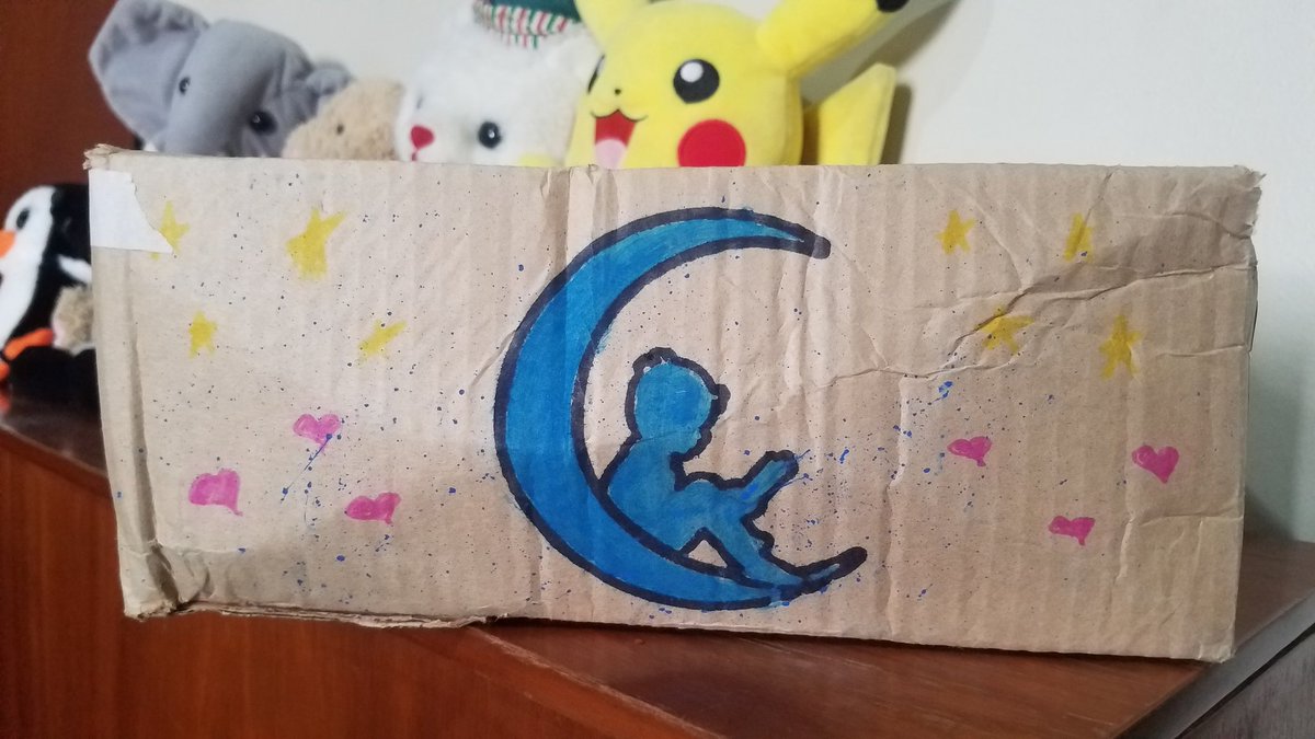 jeonmarcellla's tweet photo. ele é  tdo trabalhado por dentro, cada capítulo tem a sua arte , muito caprichado 😊 eu ameiiii https://t.co/7kwhy2NlPI