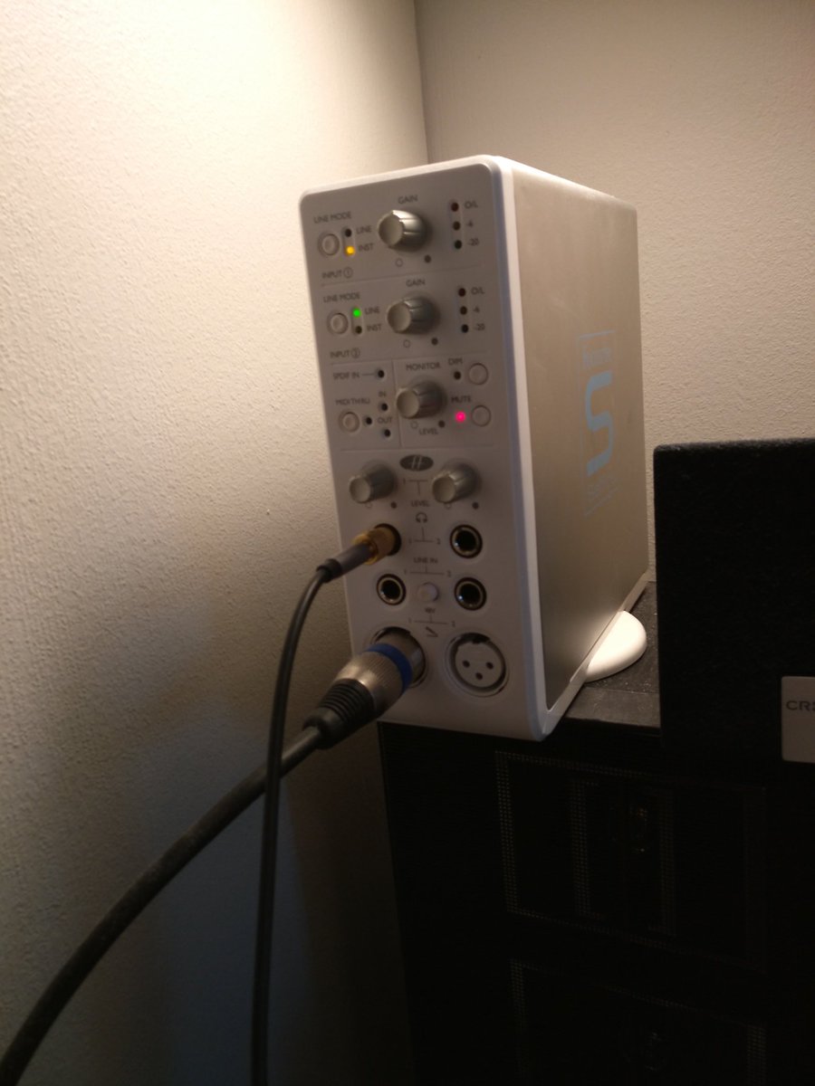 FinTomoki's tweet photo. It's been a while since recording anything. Got an opportunity to play the bass for an upcoming release to be released under the name Trse, which is a new project by @torsotree https://t.co/RkwrpSp2Hv