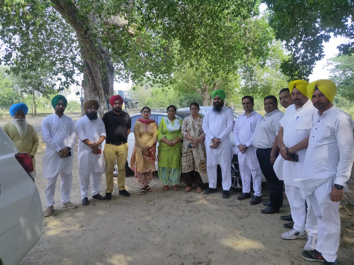 deepakPILOTfans's tweet photo. Met with @ManjinderAAP .. 

@VarunRajSingh26 @BhagwantMann @ArvindKejriwal @AAPPunjab @AamAadmiParty @raghav_chadha #India #Punjab @HarpalCheemaMLA @JarnailSinghAAP @DrDeepakPILOT #DeepakPILOT https://t.co/vupqoIdo5f