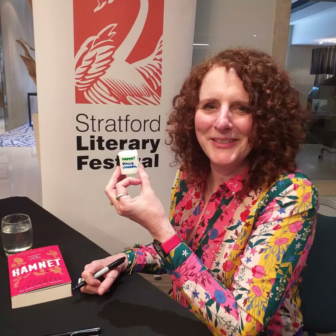 Maggie O'Farrell signing a book made out of icing. It was part of our 15 year celebration cake.
#maggieofarrell #booksigning #hamnet