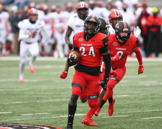#AGTG After a great conversation with <a href="/CoachBenado/">Connor Benado</a> I am blessed and excited to receive a offer from the university of Southeast Missouri State!! <a href="/FortOFootball/">Fort Osage Football</a> <a href="/QuincyTillmon/">Coach Tillmon</a> <a href="/DrudikJd/">Justin Drudik</a> <a href="/SEMOfootball/">SEMO Football</a>