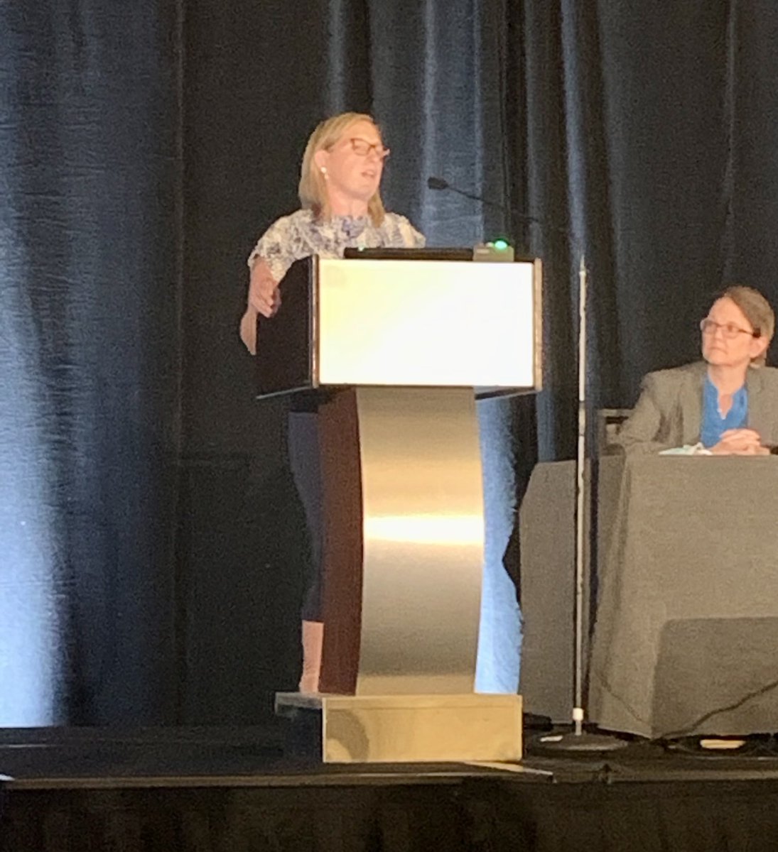 CBA_98's tweet image. ⁦@pennsurgery⁩ alum, Becky Hoffman, presenting an incredible project on Goal Orientation in Surgery ⁦@APDSurgery⁩ #SEW2022