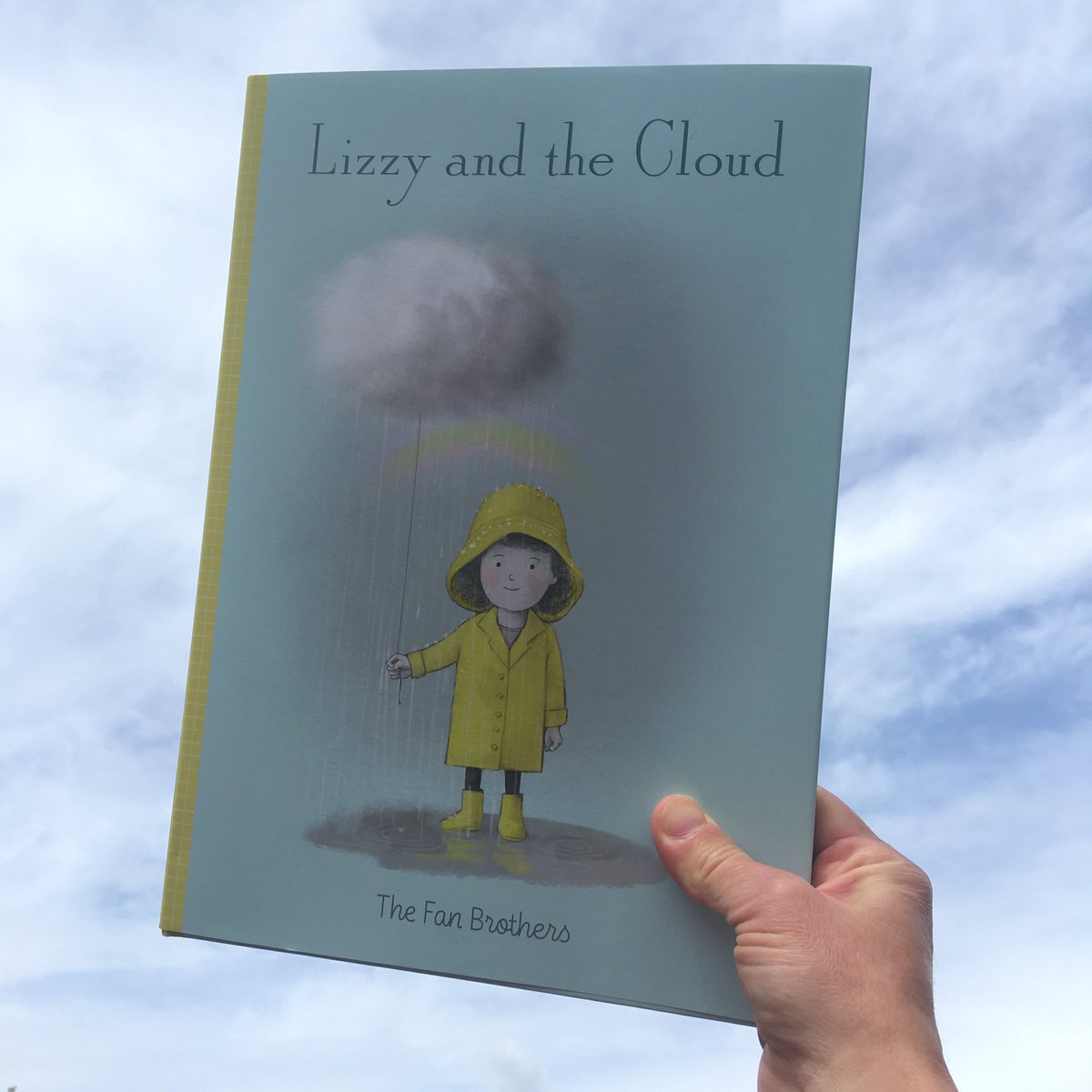 PhotoJennalism's tweet photo. Stoked for tonight’s story time. #LizzyAndTheCloud #FanBrothers @opifan64 https://t.co/3pPHd3ym8X