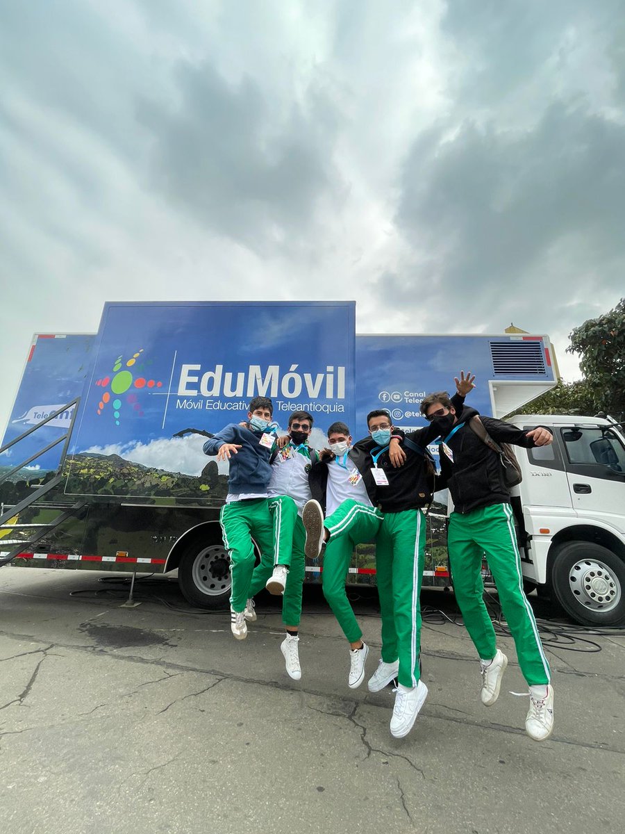 Teleantioquia's tweet photo. Estamos emocionados en este segundo día de @Col4punto0💻📲 con lo mejor del desarrollo tecnológico y digital del país con el apoyo del @Ministerio_TIC y  #Colombia40 en nuestra #EduMóvil  

#DalePlayGo https://t.co/D3MkqKQJqv