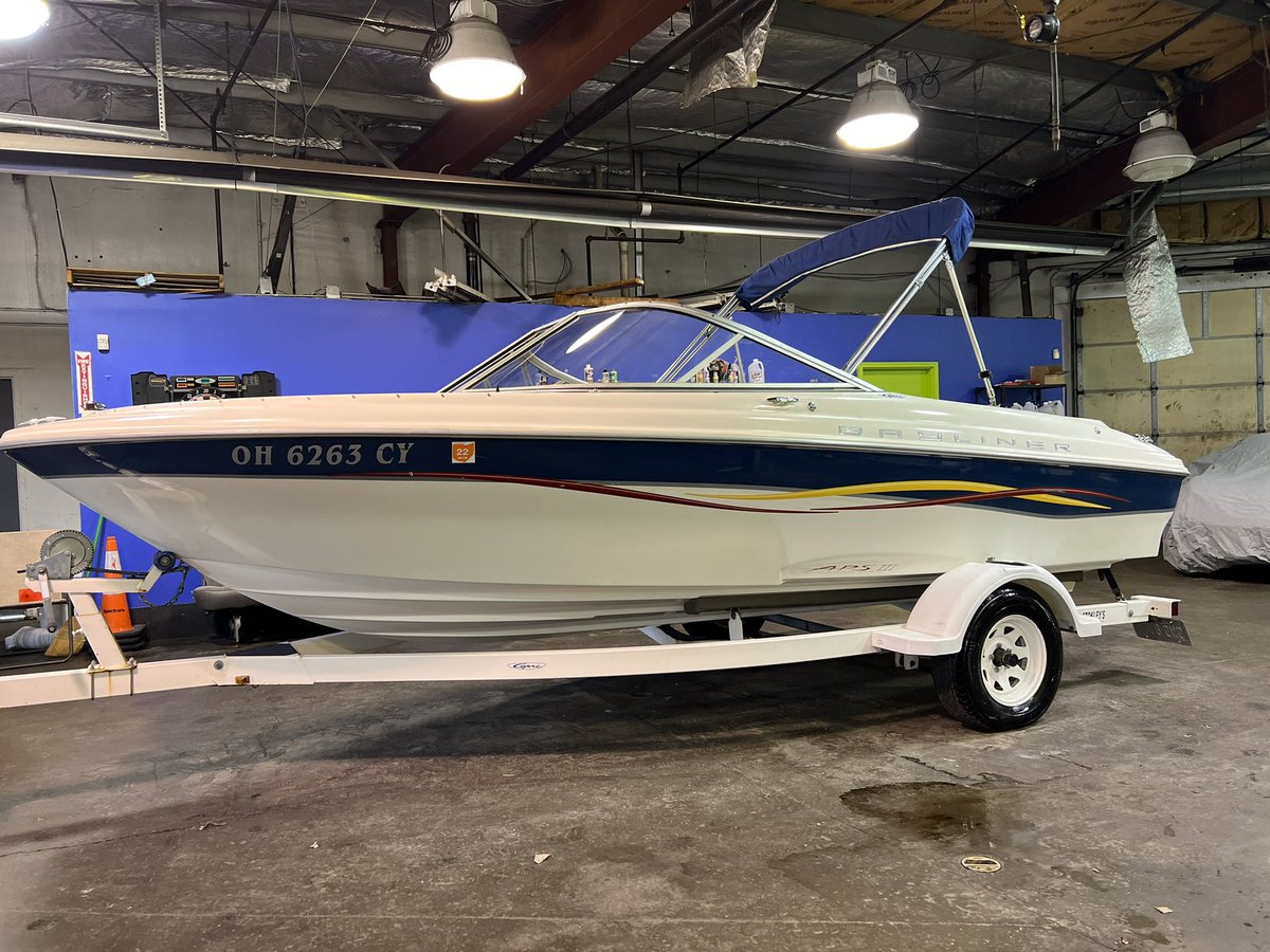 SonnyDetailing_'s tweet photo. 2001 Bayliner Speed Boat #BlessedBySonny
#BestInOhio #BoatManBoatMan 🚤🧼👨🏽🔬
@SonnyDetailing_ https://t.co/6XTODxJVWo