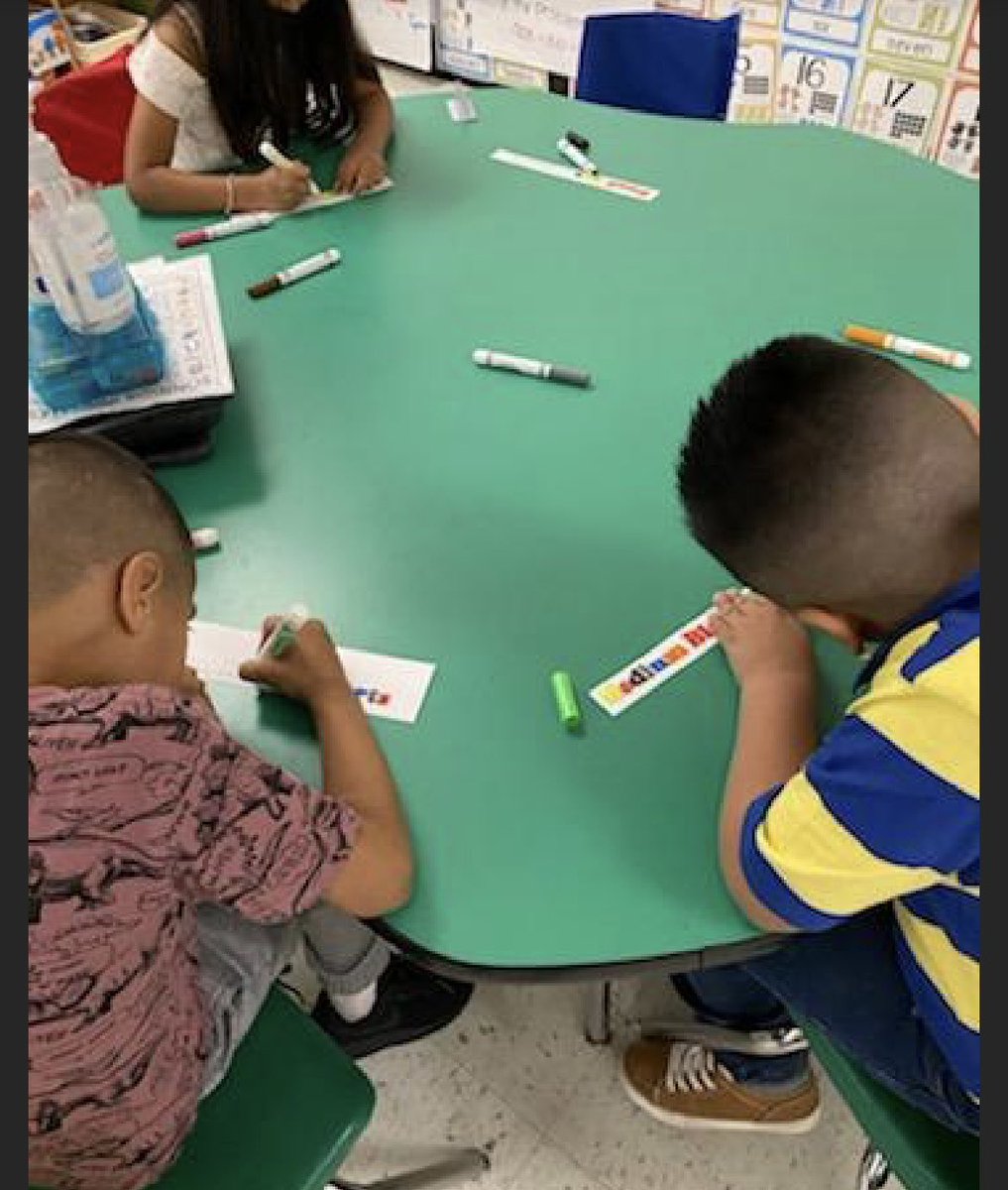 CREWatDISD's tweet photo. “I persevere when things get tough.” #HabitsofCharacter #BetterWorldDay @ELeducation @DISDSoutheast @TrusteeHenry https://t.co/HZ6Rw2vUgW