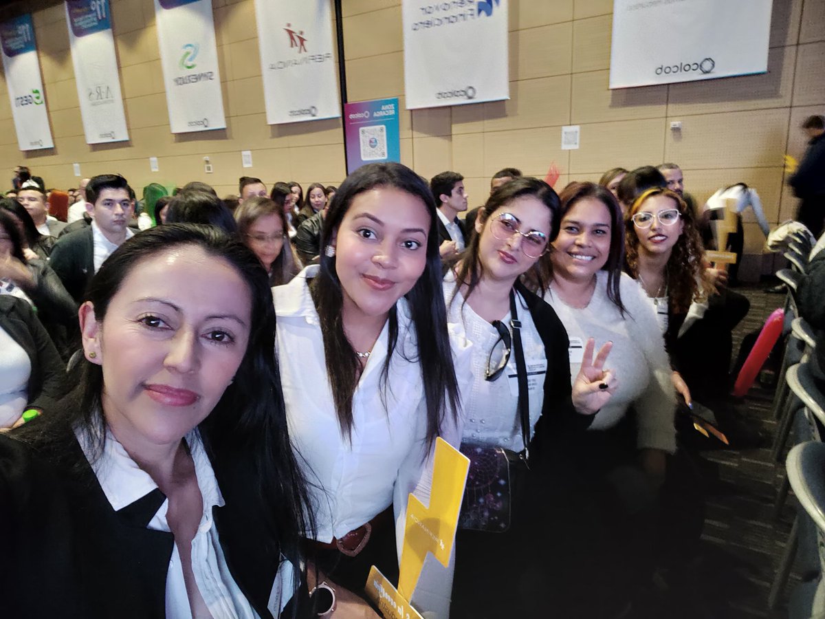 katacor's tweet photo. @Colcob_Colombia La felicidad, una decisión de cada día https://t.co/fleD5X3HWW