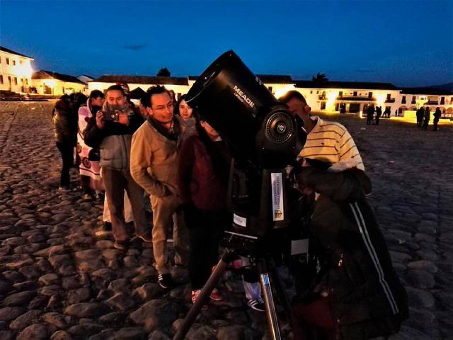 jennydanna1's tweet photo. Diana Rojas, presidenta @AsoASASAC es investigadora de un proyecto @UniLibertadores para la reactivación económica de hoteles @villadeleyva. El Festival de Astronomía apoya la reactivación @fonturcol
✅Grupo Reflexión Económica, Administrativa y Contable #FULLREAC,categ A👇🏼Hilo https://t.co/nPY1jAFvnQ