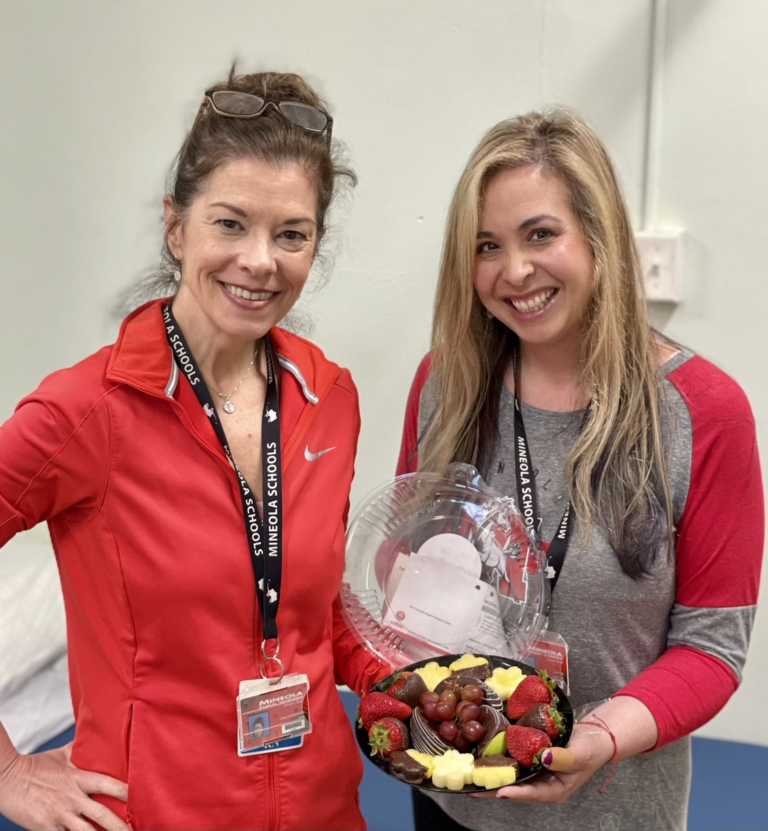 Thank you <a href="/hampton_pta/">Hampton Street PTA Mineola</a> for the sweetest treats and for thinking of us on Nurse’s Day!!! <a href="/MrsFreyMineola/">Lisa Frey</a> #MineolaProud