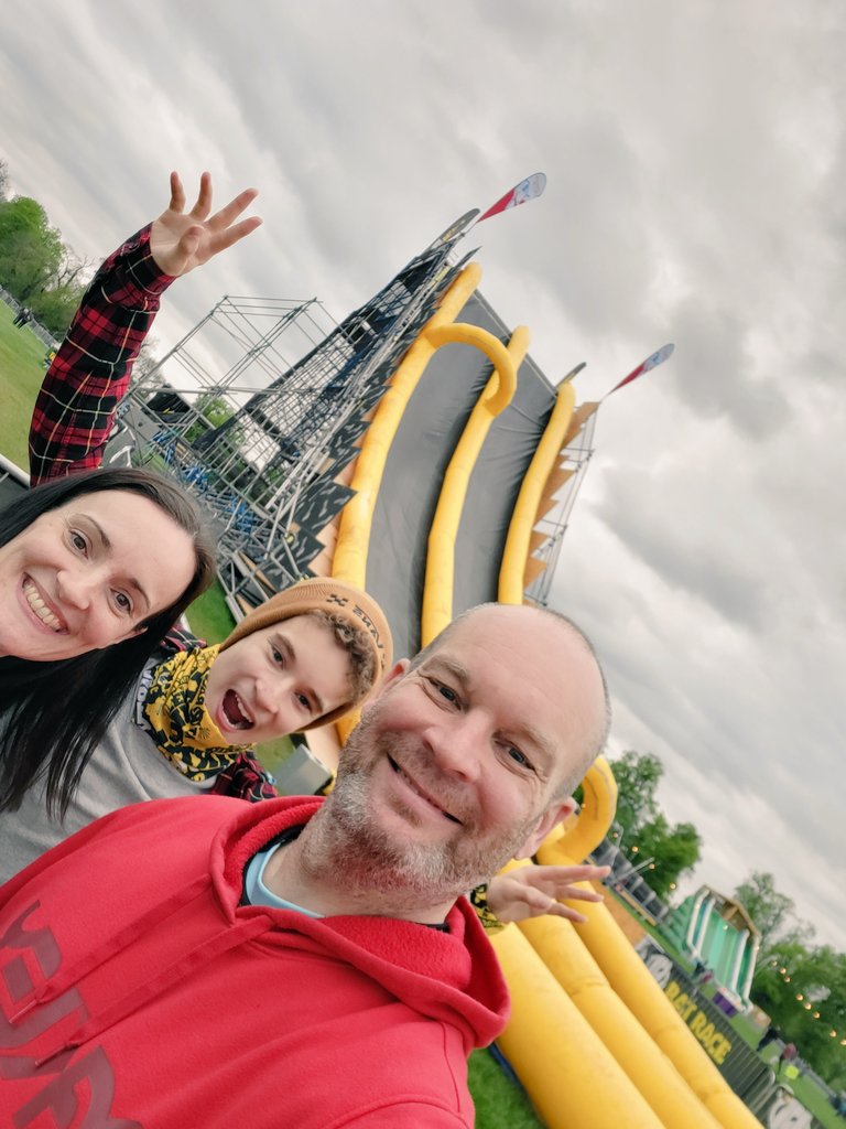 DaveH27NHFT's tweet photo. Me and Mrs registered for @RatRaceHQ in the morning. Still a chance to sponsor us over 20 miles and 200 obstacles for @CwC_UK
@NHFTNHS if I'm not in work next week this is why @robfreund03 @west_dawn #ratrace #ratraces #JustGiving #running
https://t.co/7MaXVaZCgD https://t.co/E8ZNWTv9HY