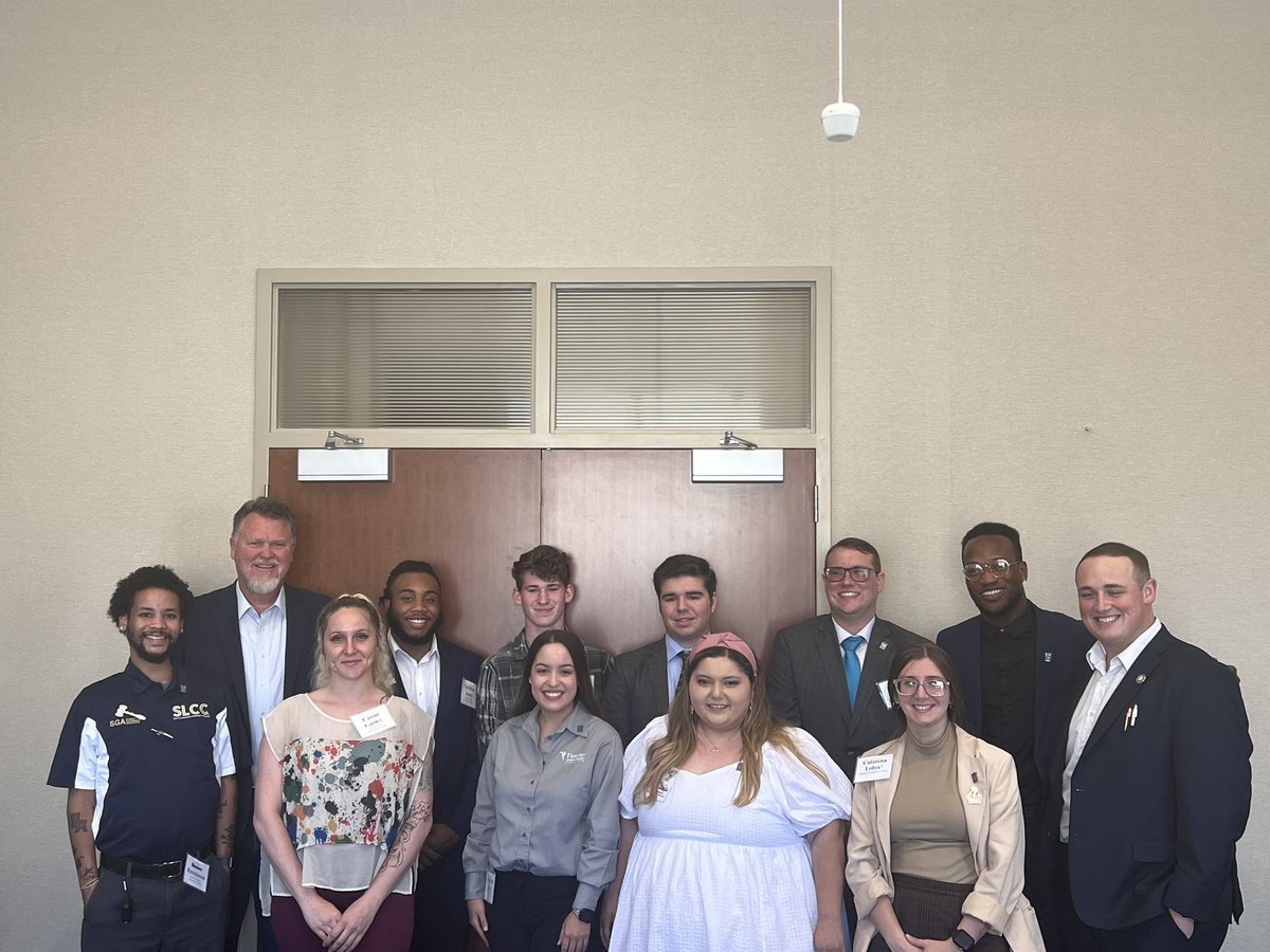 DrDamianGlover's tweet photo. Outstanding morning with @golctcs outgoing and incoming SGA leaders for the @LA_Regents COSBP orientation. During 22-23, #LCTCS will hold the chair seat for COSBP and the student seat for the #laregents. Let’s get to work! https://t.co/MGKgFSrpNi