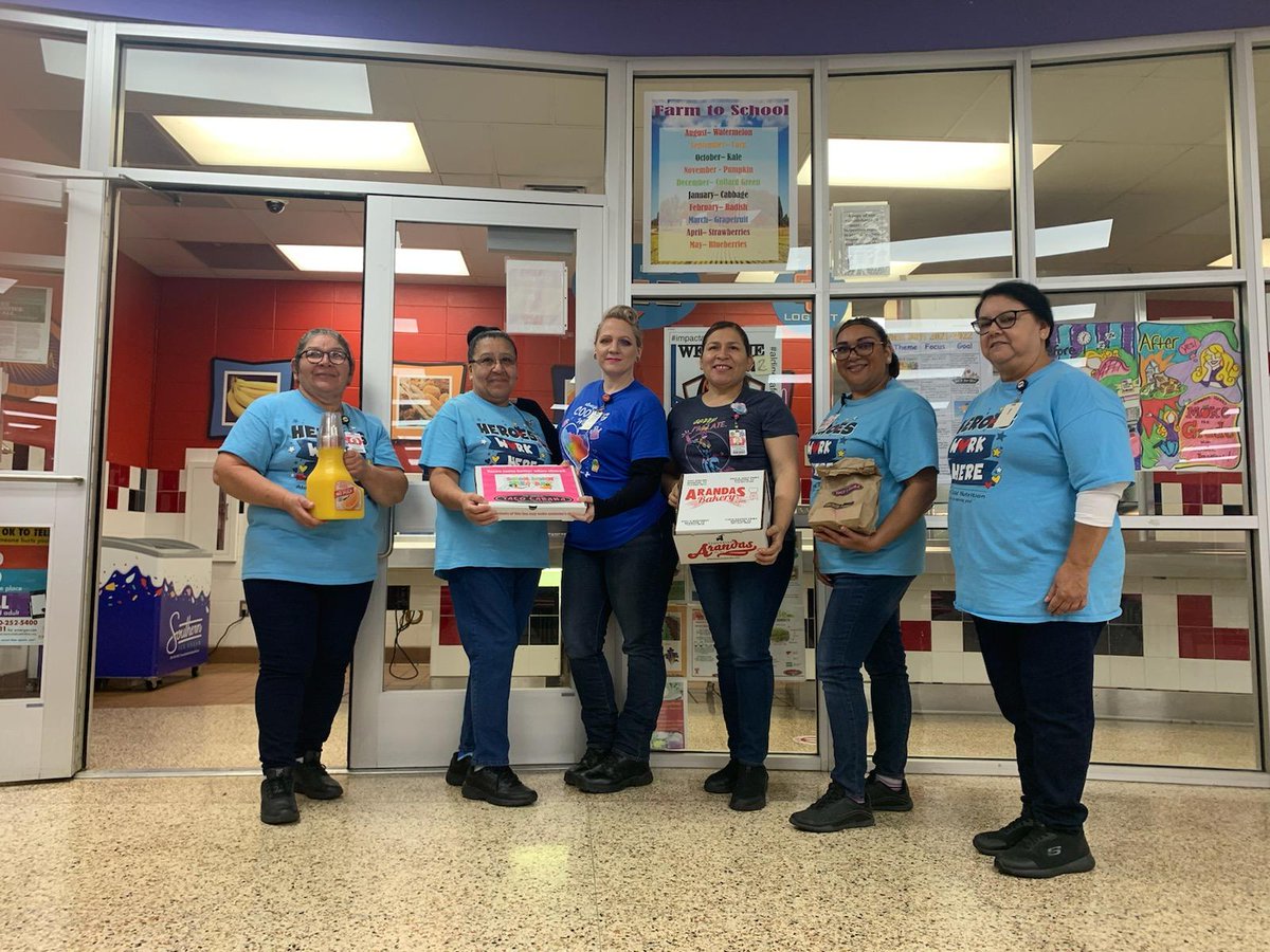 CrystalgBeers's tweet photo. Thank you @HambrickMS_AISD! We are truly grateful for everything. We appreciate you! π π―π§π₯π₯π½
#Thankful #TGIF #LunchHeros #LunchHerosBreakfast #lunchsuperhero #HambrickCafe #Hambrickgirls https://t.co/38RdODfFOC