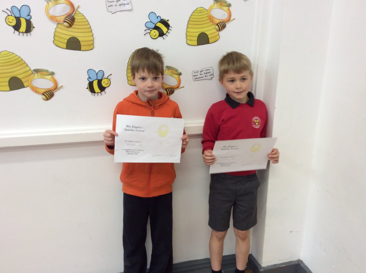 GosbertonAcad's tweet photo. Norway and Argentina came away with full marks in the Sparkle Award this week. #ExtraBreak #CleanClassCleanMind #DoingTheirBit https://t.co/fptguIaU1I