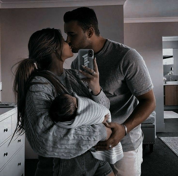 MichaelSammuels's tweet photo. ~Family~ https://t.co/VrQv6HEBif