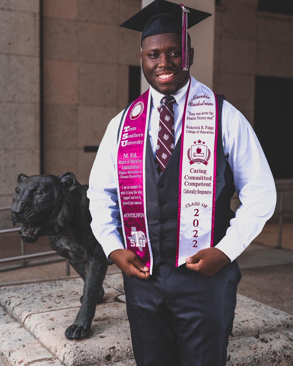 UNTILiWINN's tweet photo. I am an example of what it looks like when support and love is poured into someone. 

🎓 May 14, 2022 
📷 Jabbar Cobbs
#UNTILiWIN
@TexasSouthern https://t.co/EwWDicGrC9