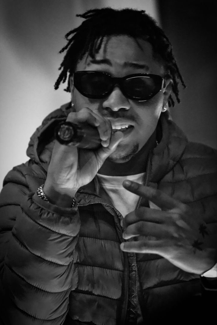 lilcuda2x's tweet photo. I wish I could talk to Eddie one more time Cuda you a star, why tf you slanging iron🎶 #longlivefoe💔🕊 #Lostchild🦅 https://t.co/NvSt0EucNZ