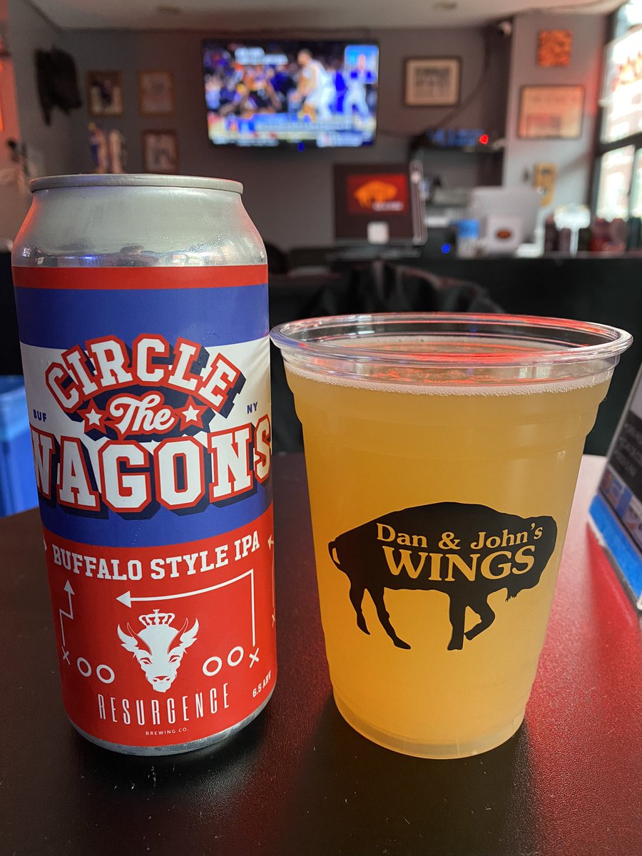 liambyrne613's tweet photo. A Chris Berman approved beer @BarstoolBigCat @PFTCommenter @PardonMyTake https://t.co/xqsAFDXam2