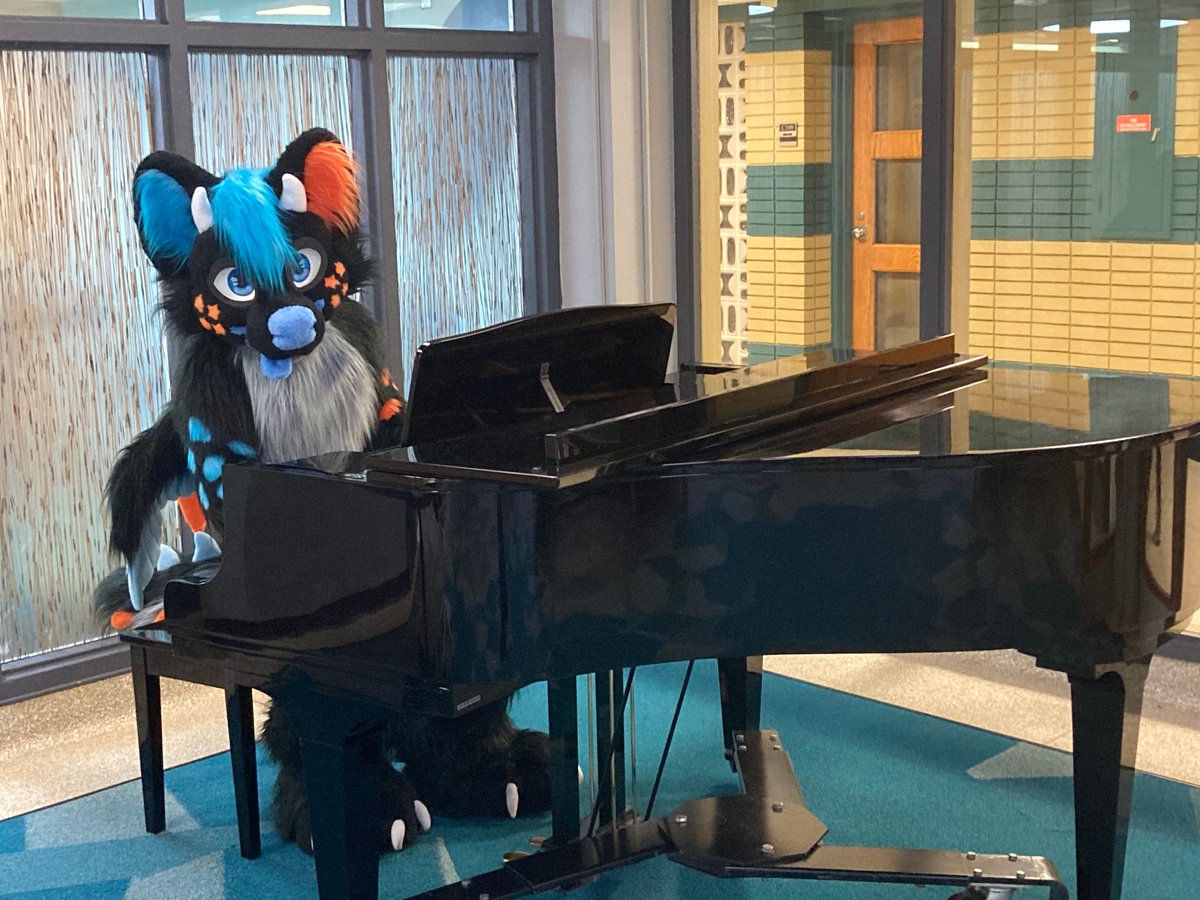 DitrusNight's tweet photo. Apparently there's a piano downstairs in my building. After letting my friend try on my suit, I had to drag him downstairs to get a picture with it lol. #FursuitFriday

📷: Me
🐺: @Whitestar_001 https://t.co/0tohtAZRpw