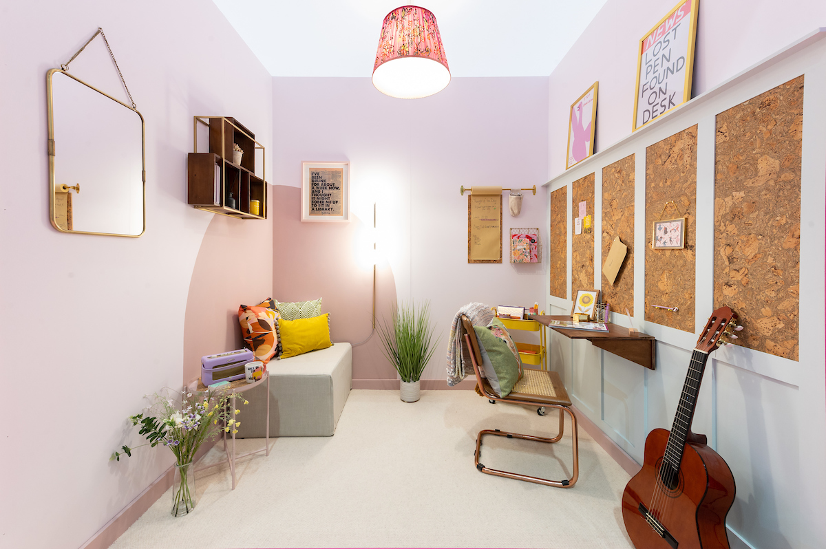granddesigns's tweet photo. The #WorkingFromHome Project winner was revealed at #GrandDesignsLive earlier this week. Check out all the room sets and find out who won 🥇➡️ https://t.co/S1DwgfgtND

To see the room sets for yourself, head to Grand Designs Live at ExCel London this weekend! https://t.co/OOOfU2RA2n