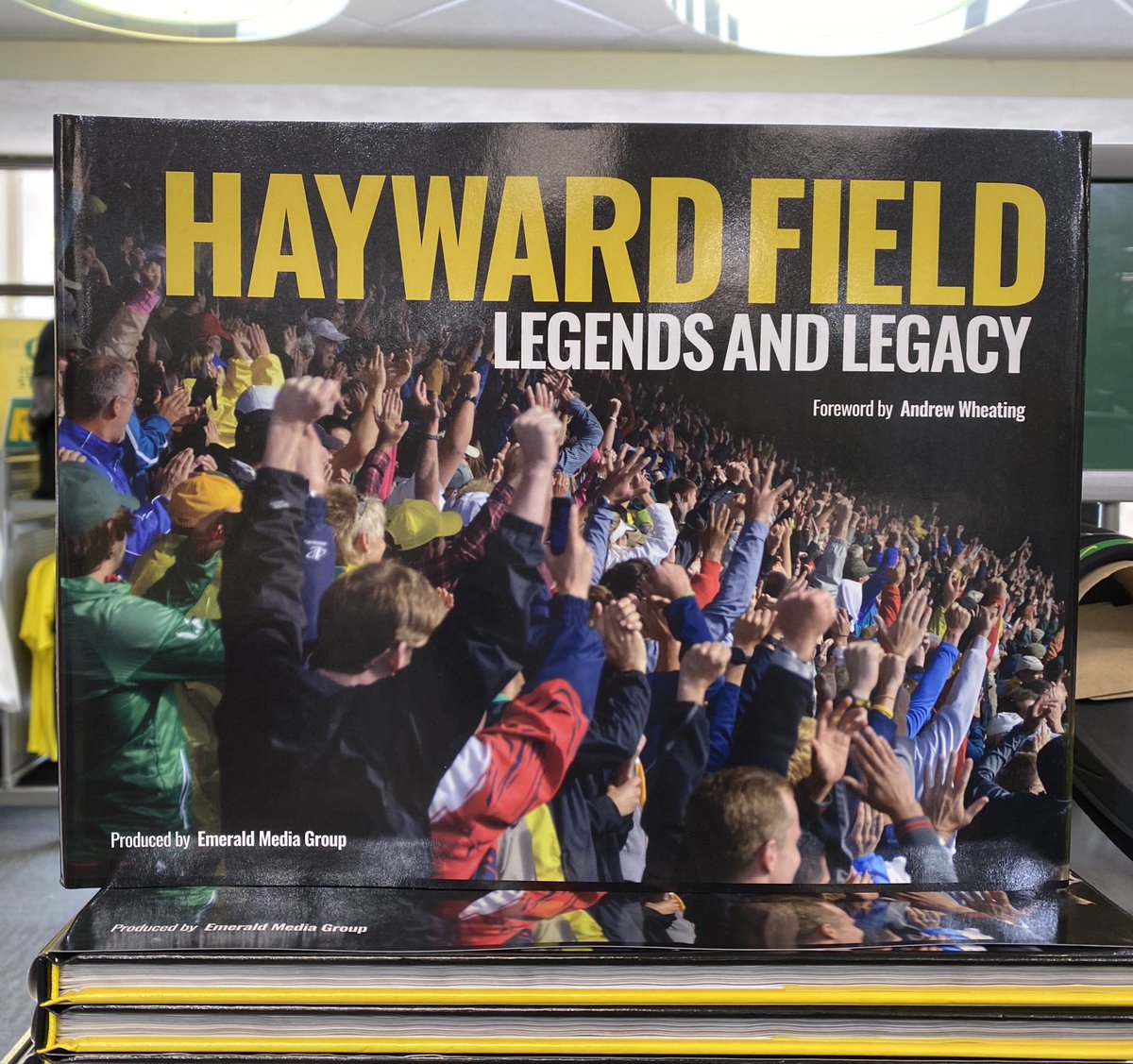 Get to Jaqua today, 4pm! We got <a href="/OregonTF/">oregontf</a> greats including Ashton Eaton and Keshia Baker Kirtz talking about the magic of Hayward Field. 

We’re also raffling off a signed copy of the <a href="/DailyEmerald/">Daily Emerald</a> Hayward Field: Legends and Legacy book.

#HaywardMagicSeries