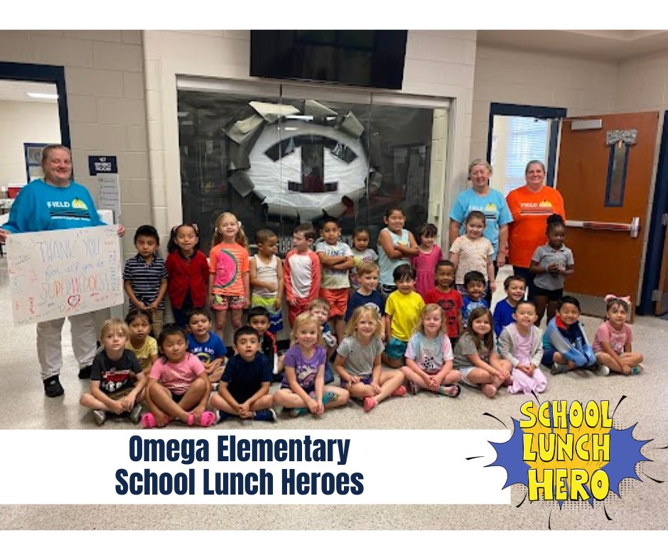 TiftGsna's tweet photo. More pictures from School Lunch Heroes Day! #4theT https://t.co/scnaDjQdUP