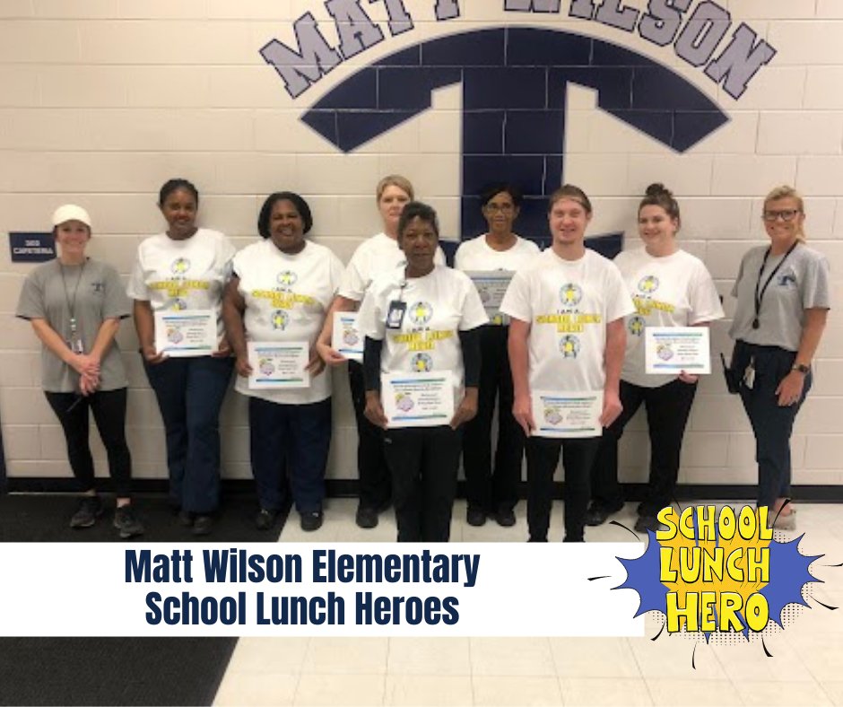 TiftGsna's tweet photo. More pictures from School Lunch Heroes Day! #4theT https://t.co/scnaDjQdUP