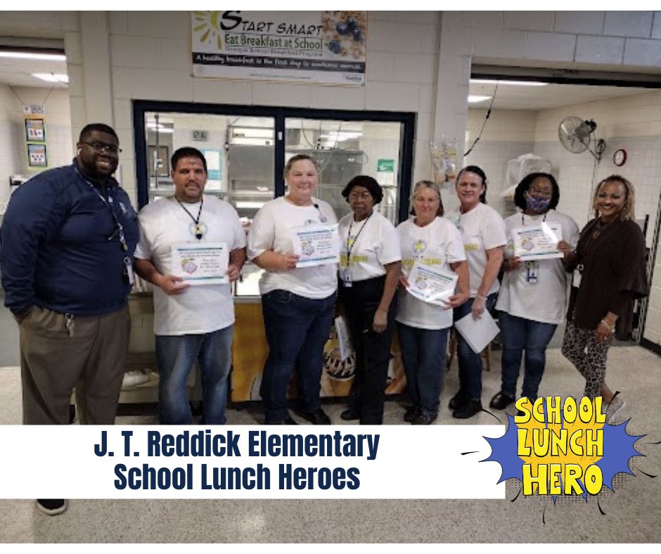 TiftGsna's tweet photo. More pictures from School Lunch Heroes Day! #4theT https://t.co/scnaDjQdUP