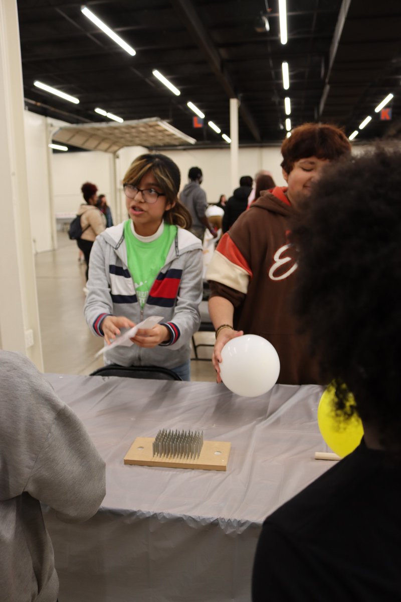 LISAAcademy's tweet photo. Over 500 students from @lrsd @pcssdschools and @cabotsd, and @LISAAcademy attended the 8th Annual Arkansas STEM Festival to see all the amazing STEMtastic projects! 🎯👏🔥 #LISASTEM #LOOKintoLISA https://t.co/ERow1CK8Vk