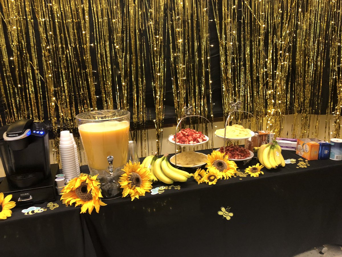 Wini_StayReady's tweet photo. Atwell has really set the bar for Teacher Appreciation Week! We’ve had a theme for each day paired with a tasty meal! It’s a joy to be valued and honored. Hats off to Ms. Whitfield &amp; our  Amazing AP’s! https://t.co/JX9or94CSr