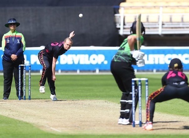 beeston_sports's tweet photo. ⭐️NEW SIGNING⭐️ @StephButler23 @CentralSparks All rounder joins @beeston_sports 

This right arm off spin spinner and left handed batter is just about to embark on her franchise season with the Sparks who are based for their home games at Edgbaston and New Road

#welcomeSteph https://t.co/g4uLzruNOk